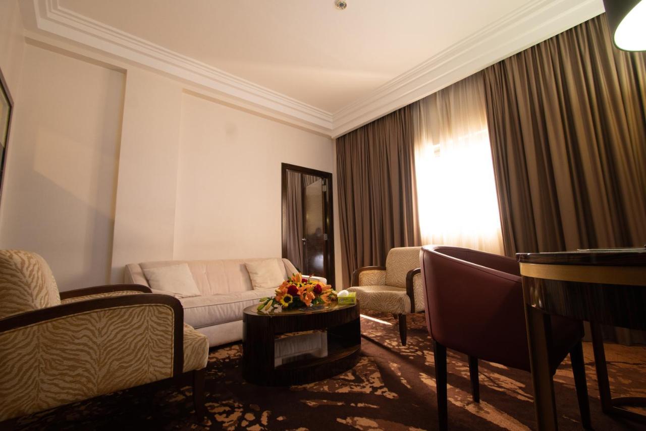 Hotel Fleur De Lys Plateau 达喀尔 外观 照片