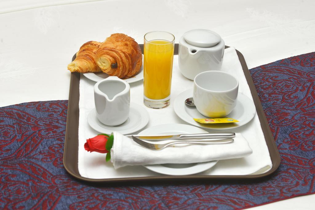 Hotel Fleur De Lys Plateau 达喀尔 外观 照片